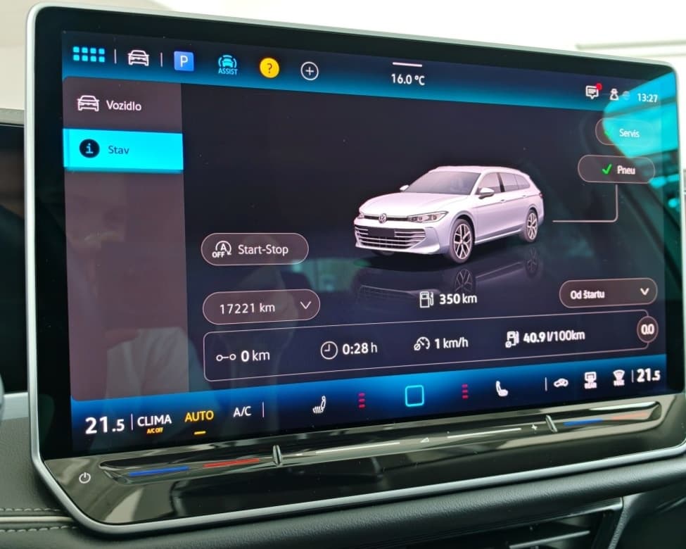 2025 Volkswagen PASSAT - 13