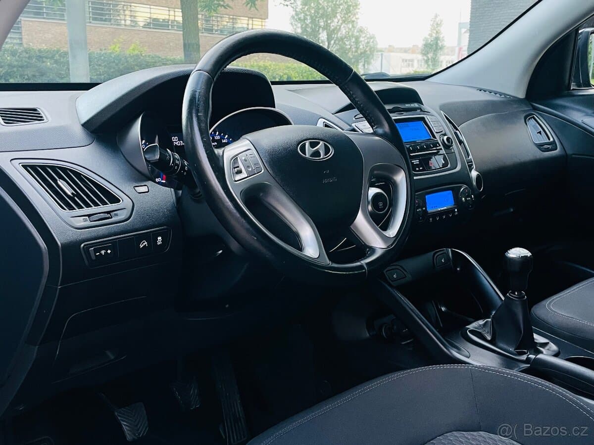2011 Hyundai ix35 - 13