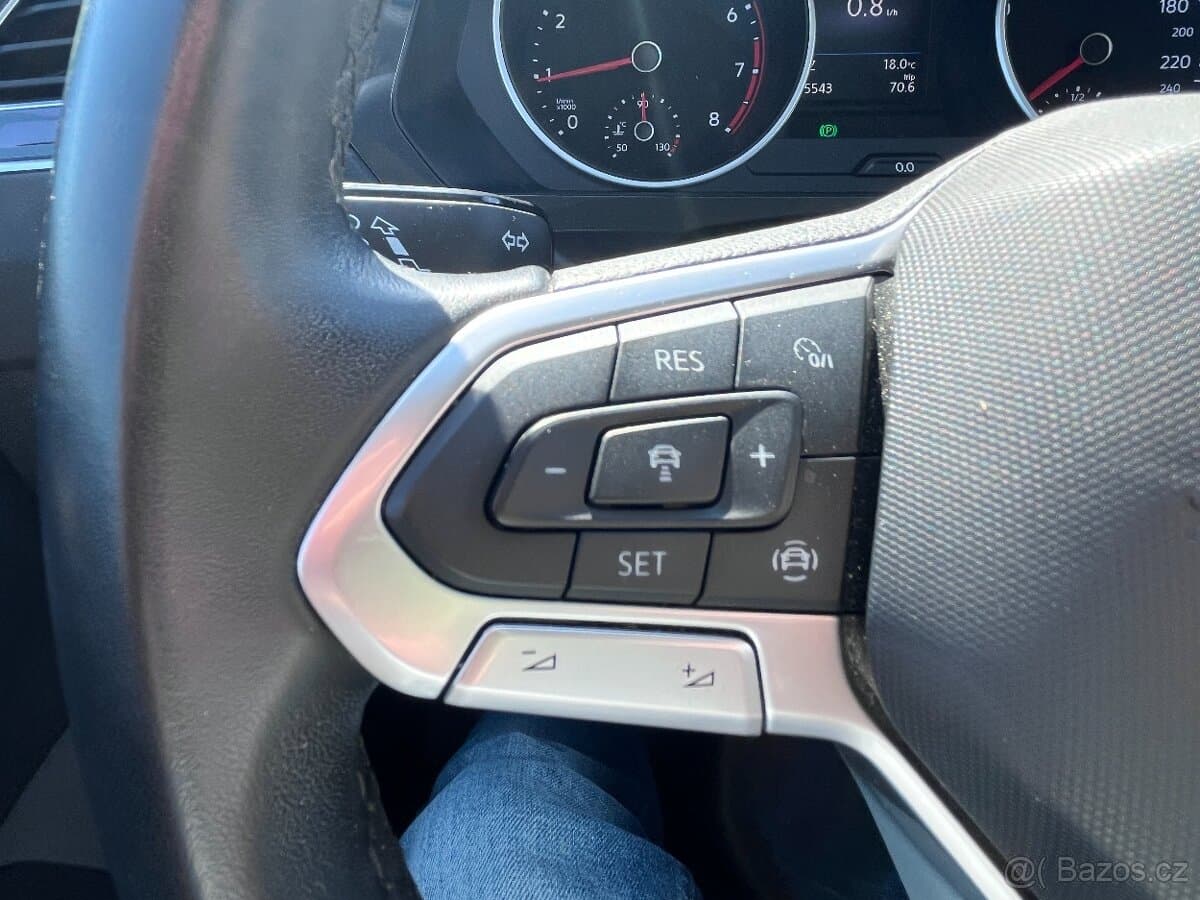 Volkswagen TIGUAN - 13