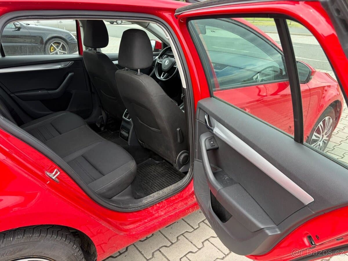 2017 Škoda OCTAVIA - 13