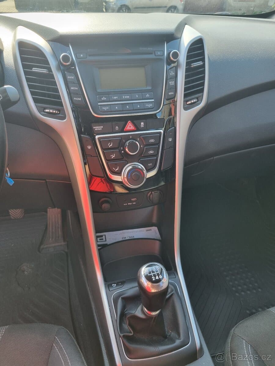 Hyundai i30 - 13