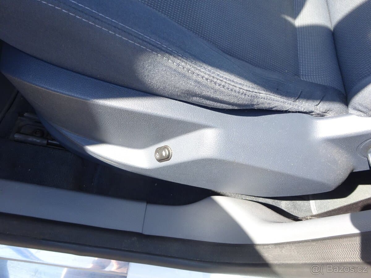 2009 Ford S-MAX - 13