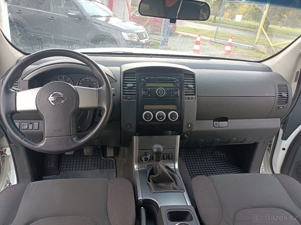 2011 Nissan PATHFINDER - 13