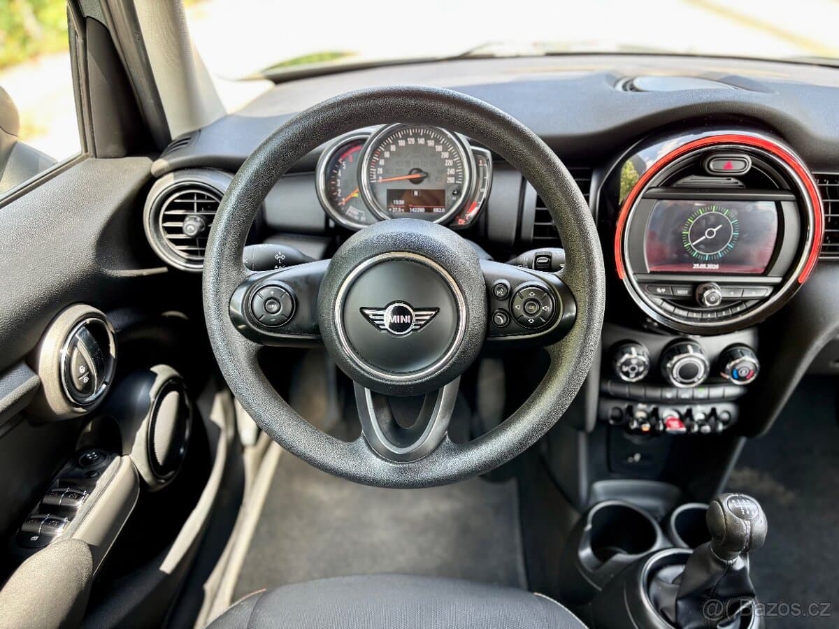 2018 Mini ONE - 13