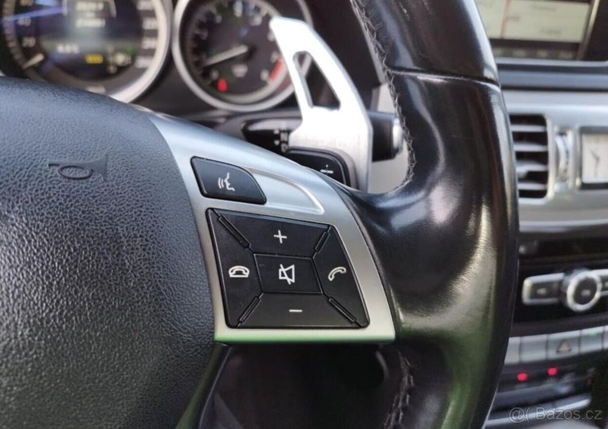 2015 Mercedes-Benz E-CLASS - 13