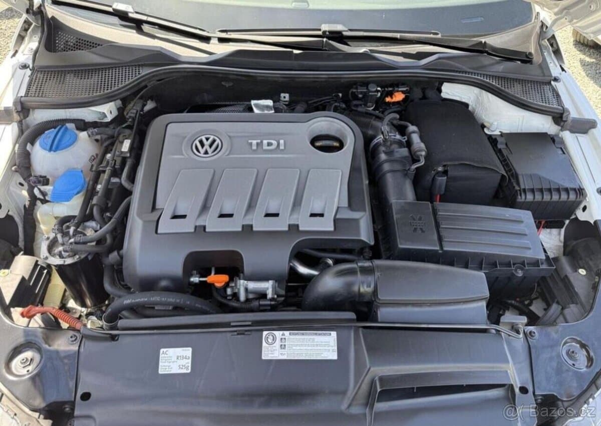 2010 Volkswagen SCIROCCO - 13