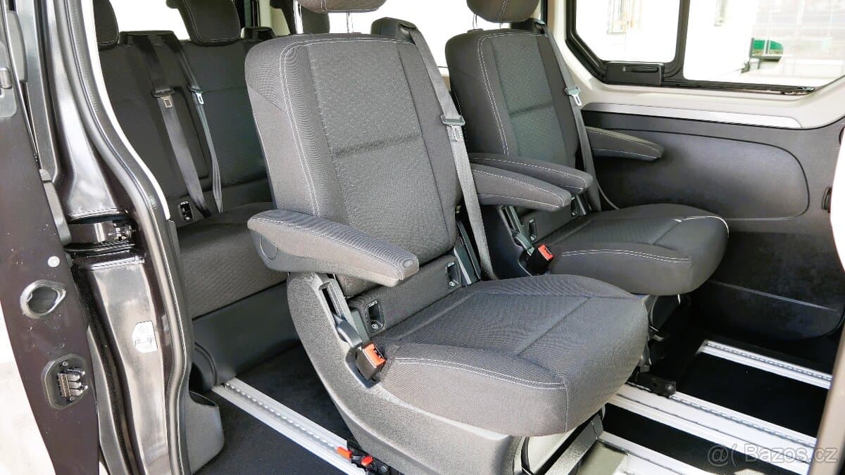 2018 Renault TRAFIC - 13