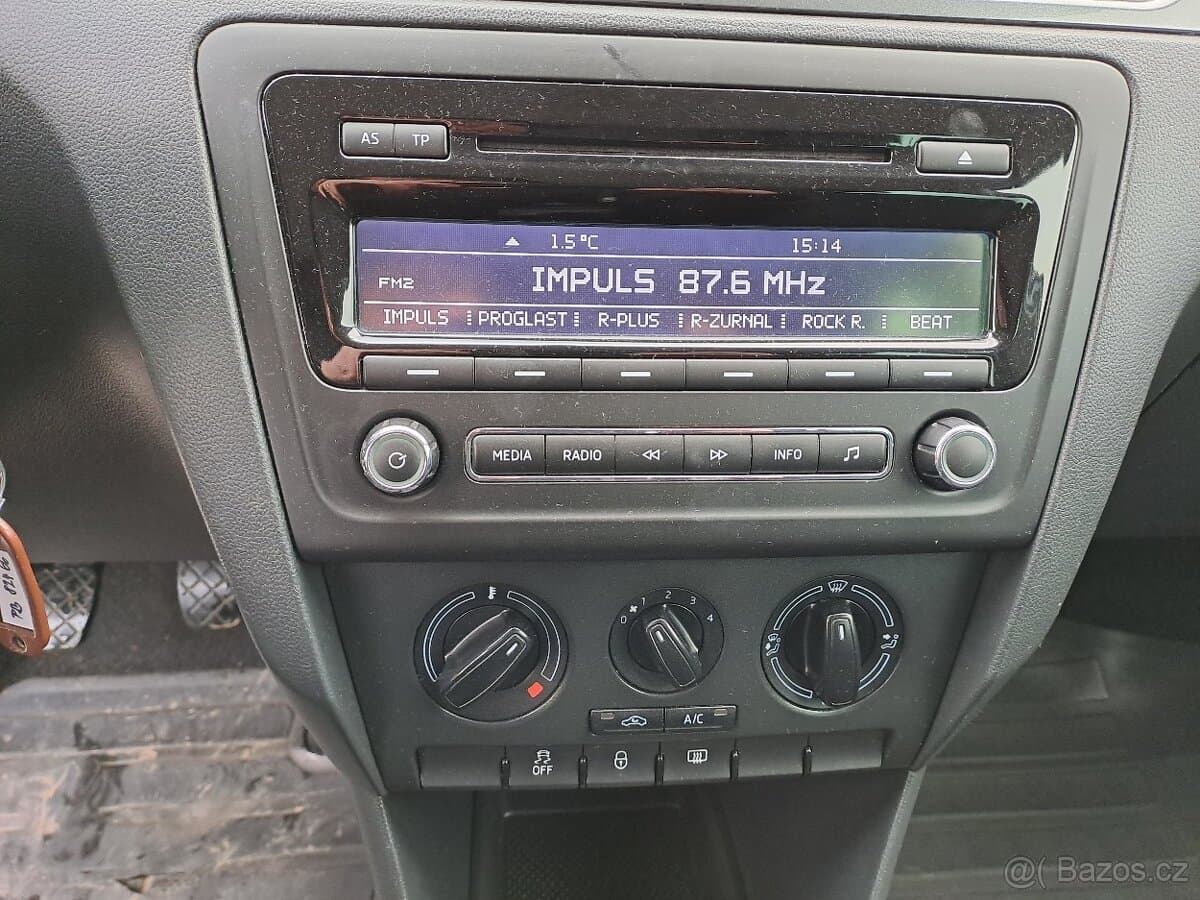 2014 Škoda RAPID - 13
