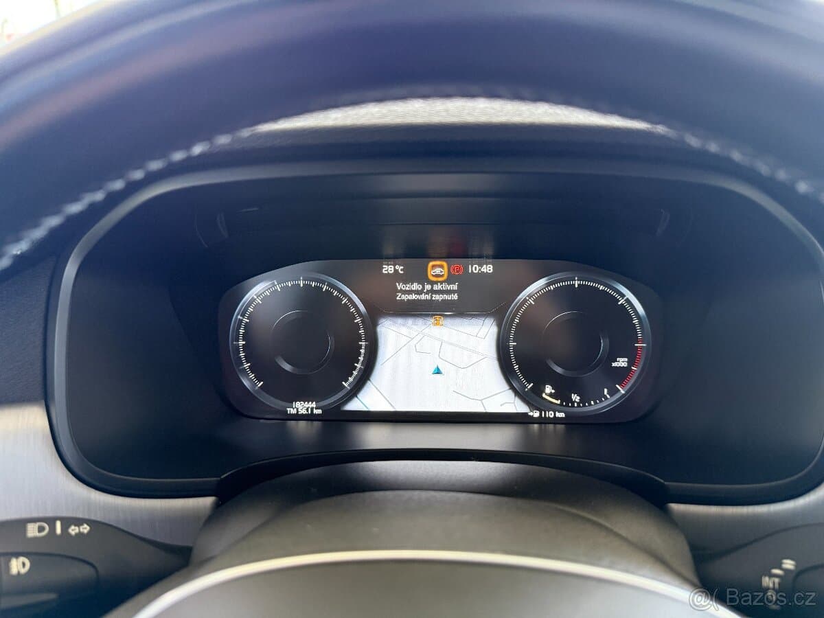 2019 Volvo V90 - 13