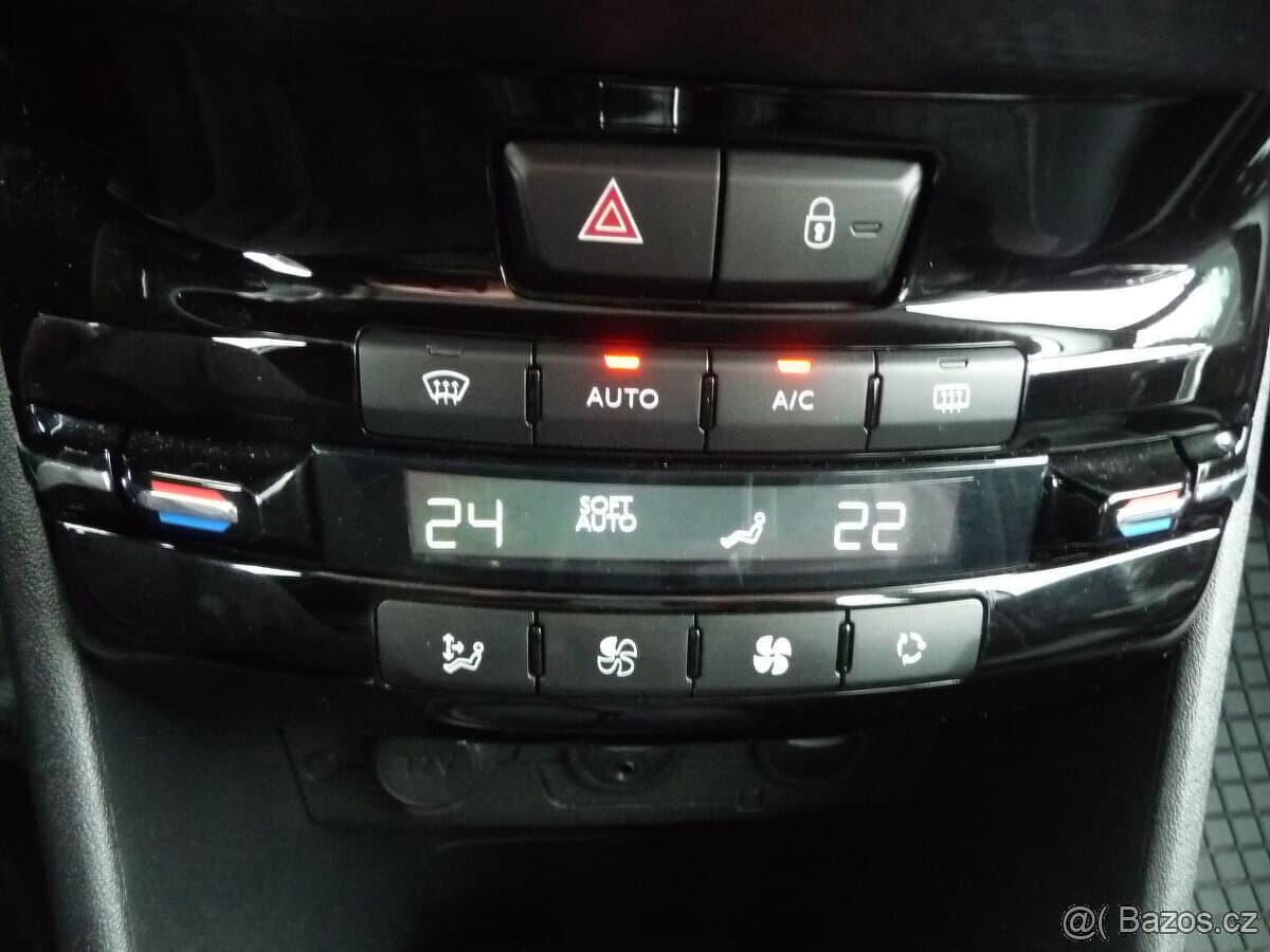 2014 Peugeot 2008 - 13