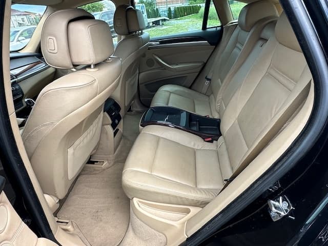 2009 BMW X6 - 13