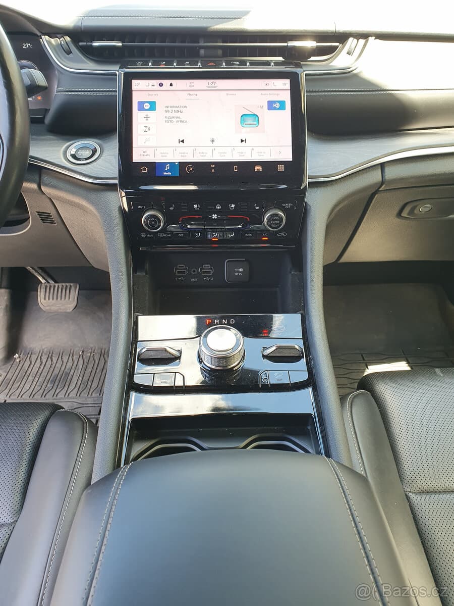 2022 Jeep CHEROKEE - 13