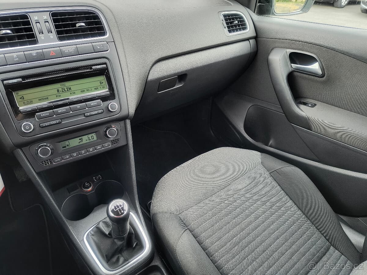 2009 Volkswagen POLO - 13