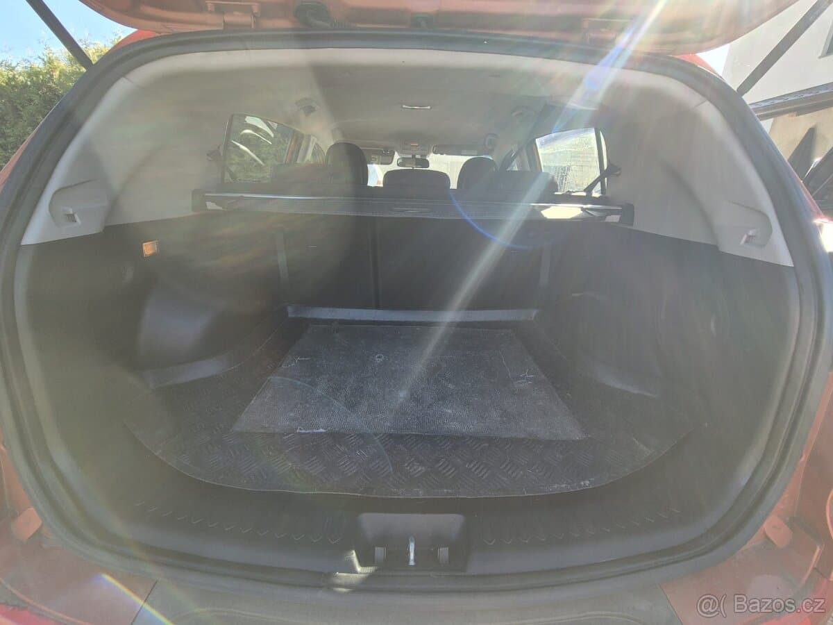 2010 Kia SPORTAGE - 13