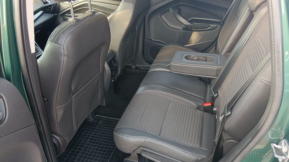 2017 Ford KUGA - 13