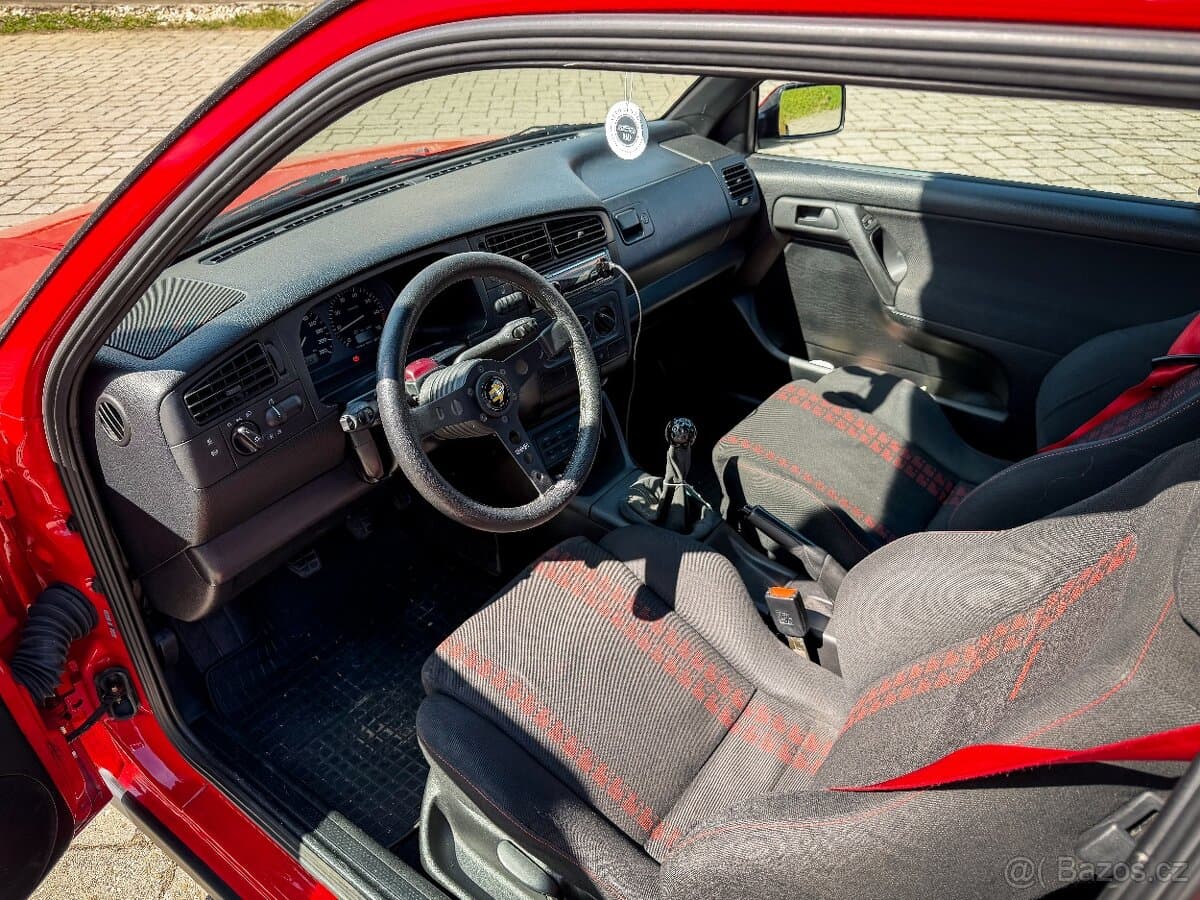 1995 Volkswagen GOLF - 13