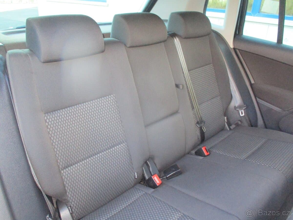 2011 Volkswagen TIGUAN - 13