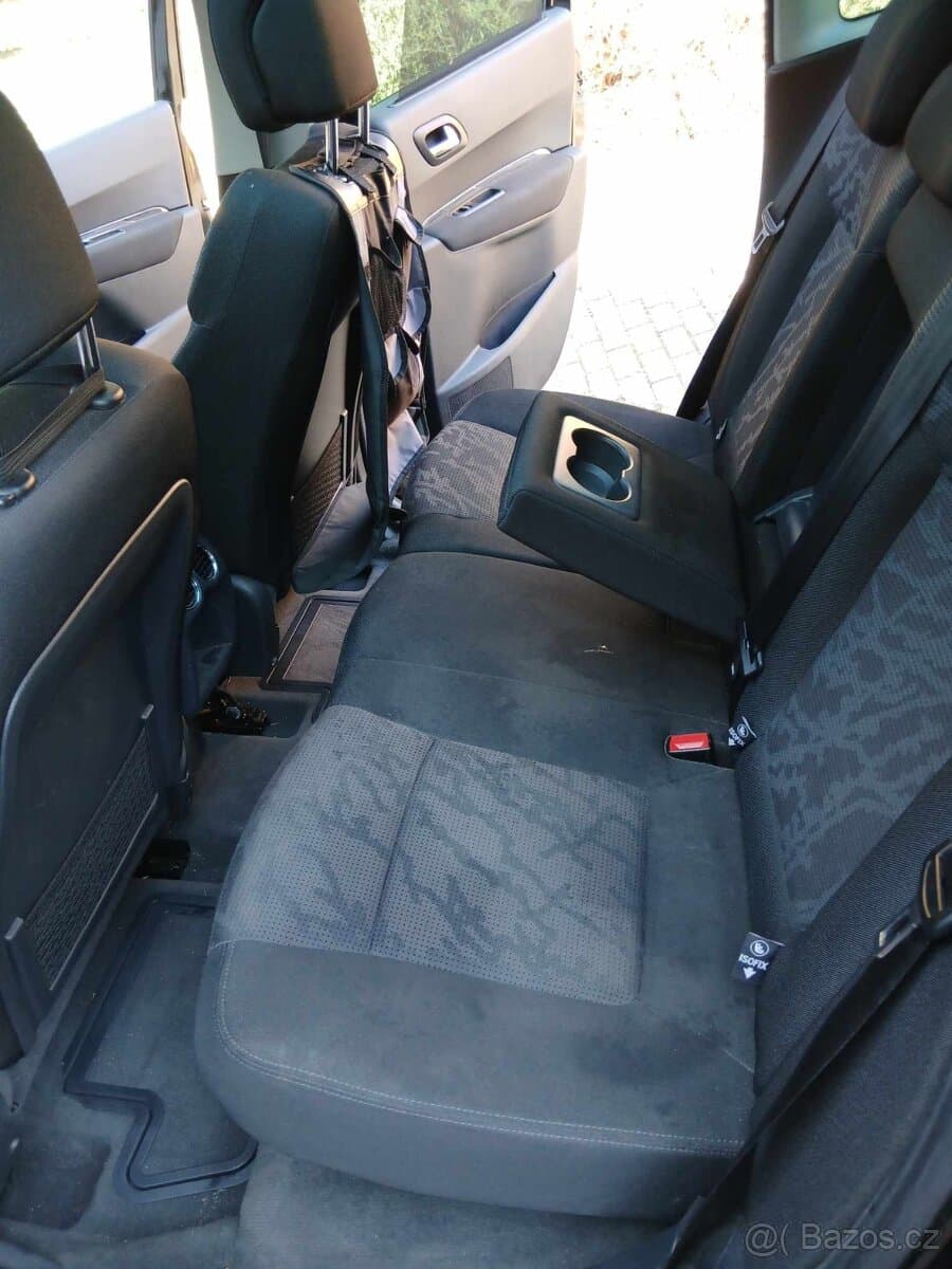 2010 Peugeot 3008 - 13