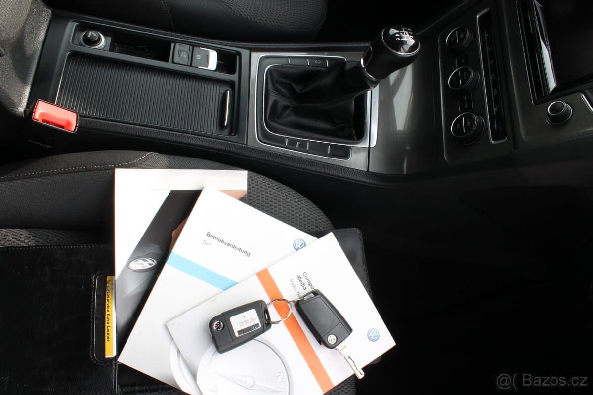 2013 Volkswagen GOLF - 13