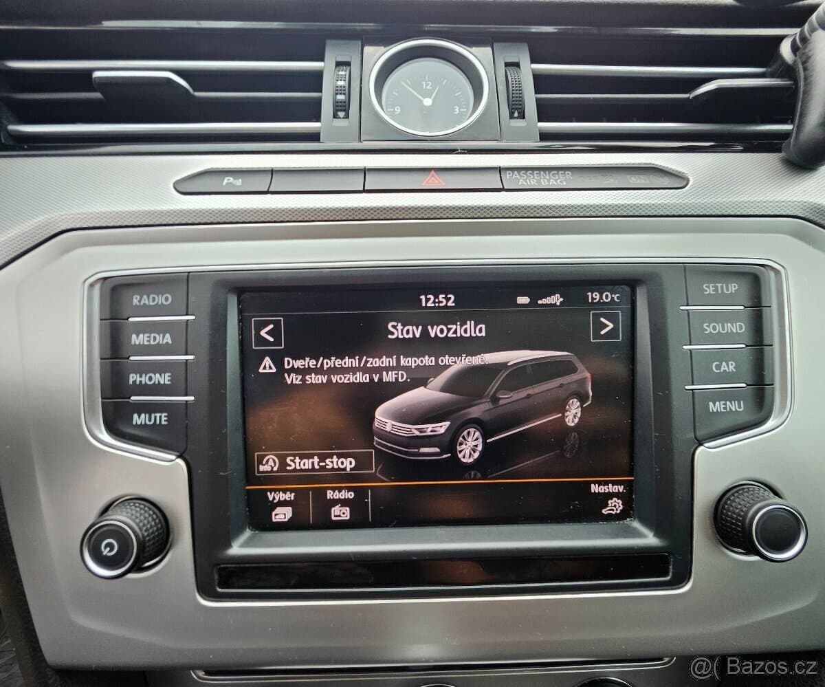 2015 Volkswagen PASSAT - 13