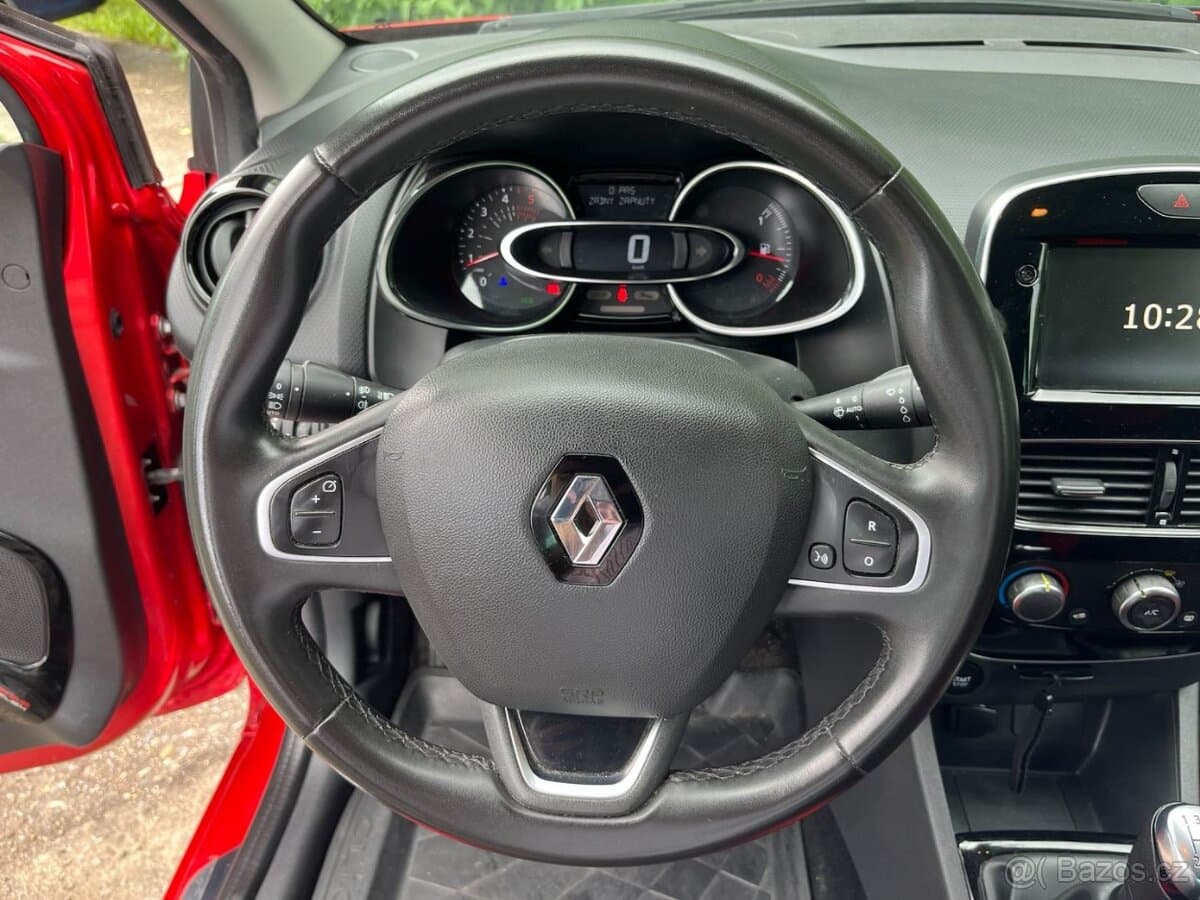 2019 Renault CLIO - 13