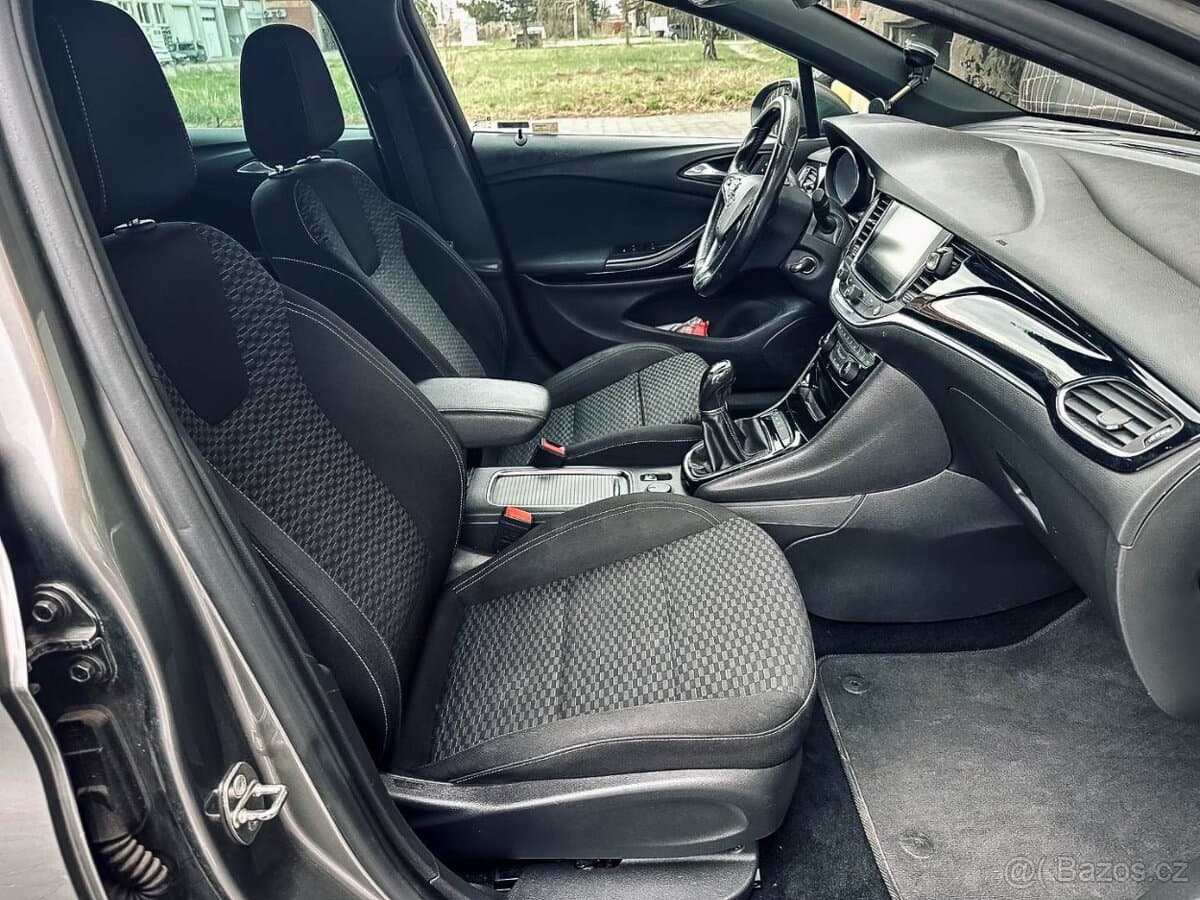 2016 Opel ASTRA - 13