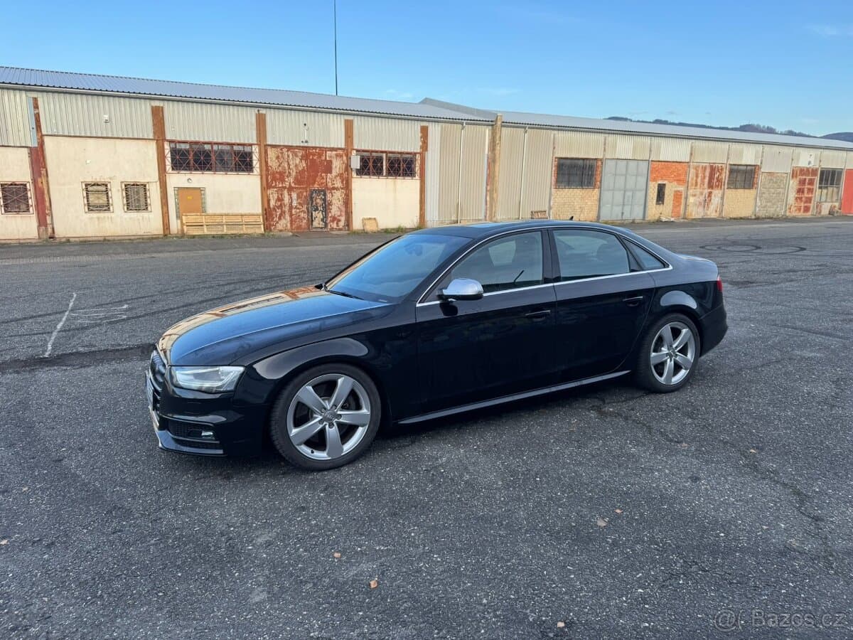 2013 Audi S4 - 13
