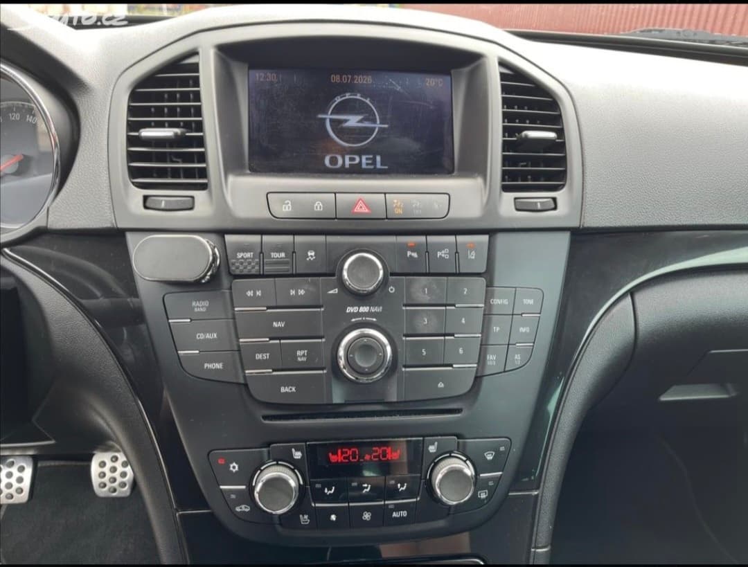 2010 Opel INSIGNIA - 13