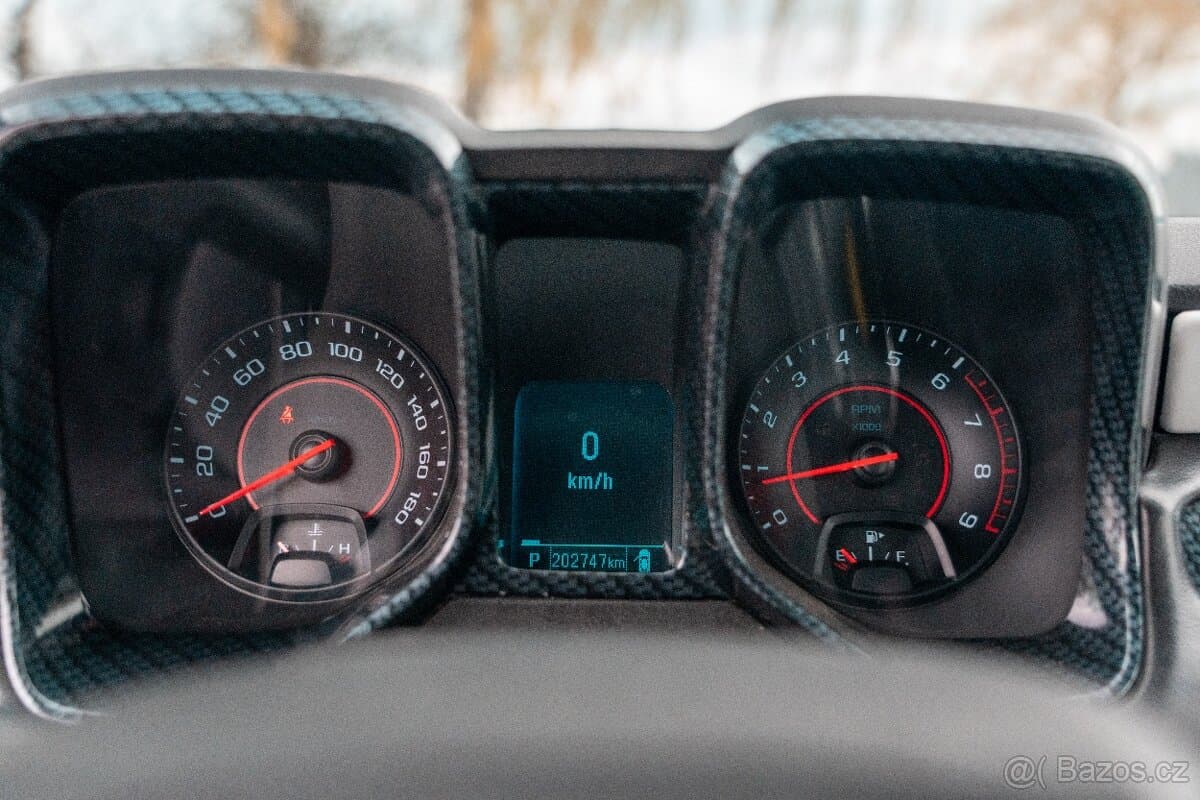 2013 Chevrolet CAMARO - 13