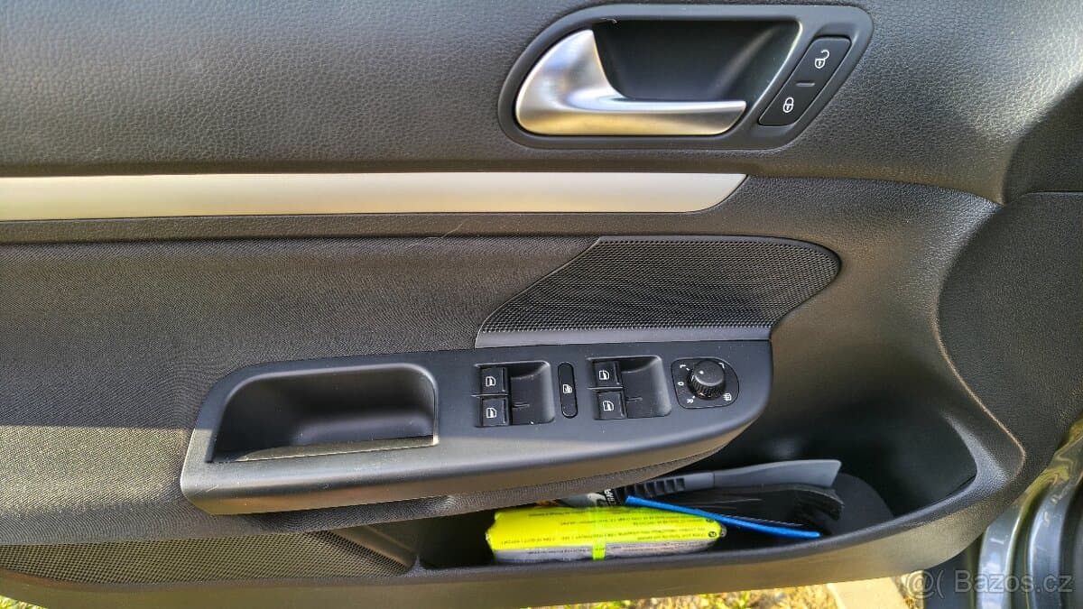 2013 Volkswagen GOLF - 13