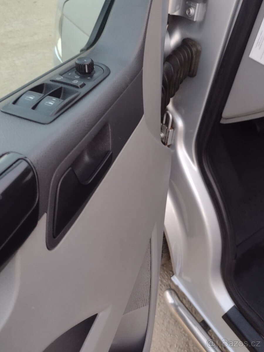 2015 Volkswagen TRANSPORTER - 13