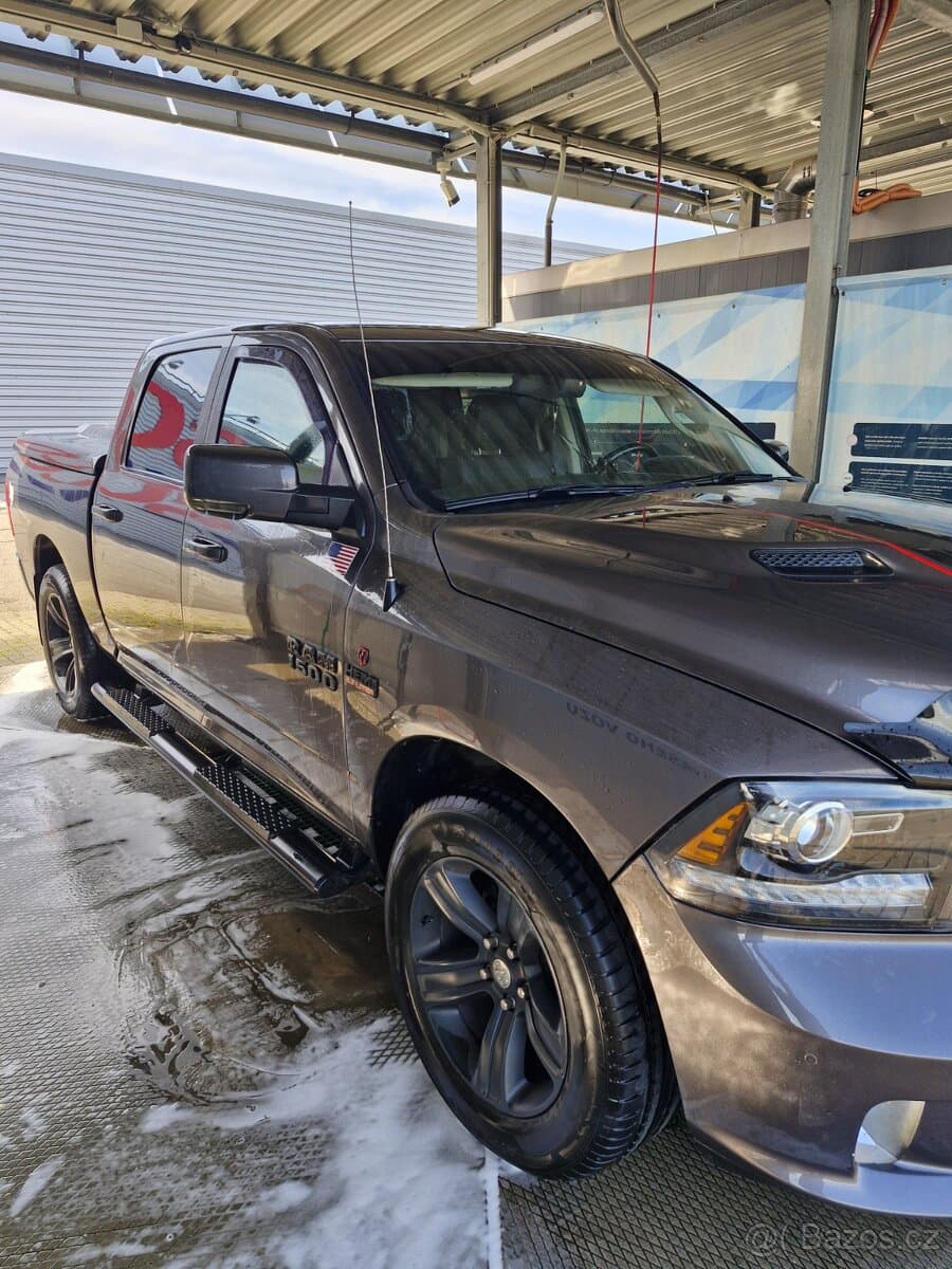2017 Dodge RAM - 13
