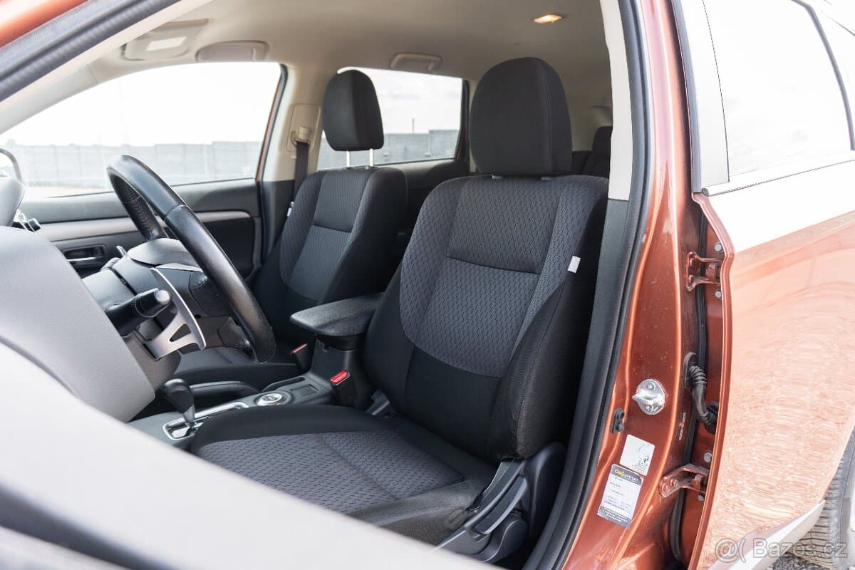 2013 Mitsubishi OUTLANDER - 13