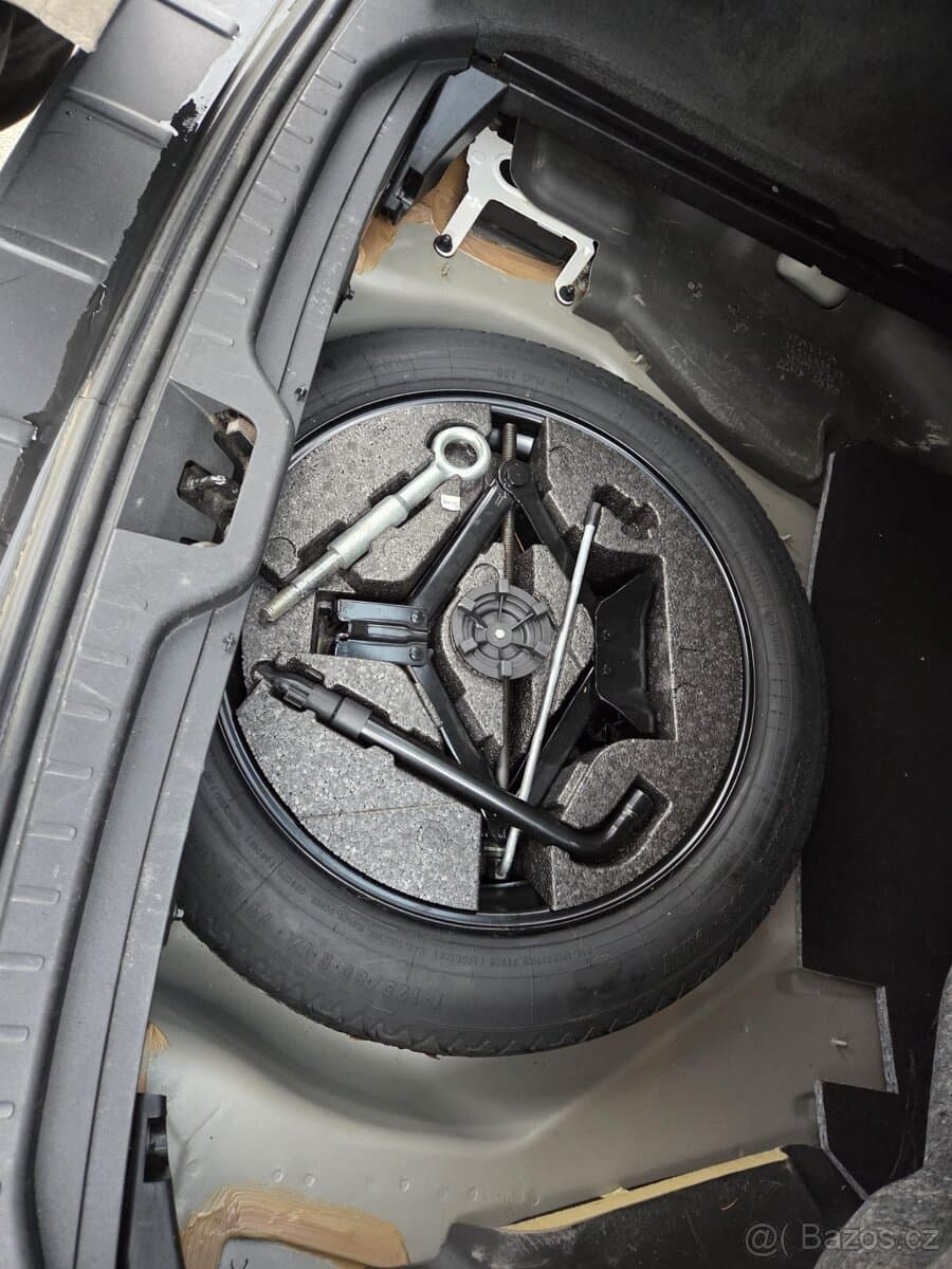 2010 Volvo XC60 - 13