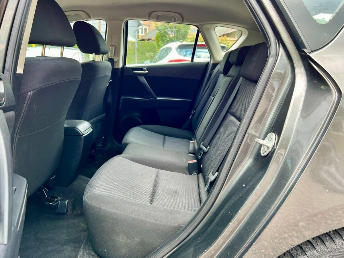 2009 Mazda 3 - 13