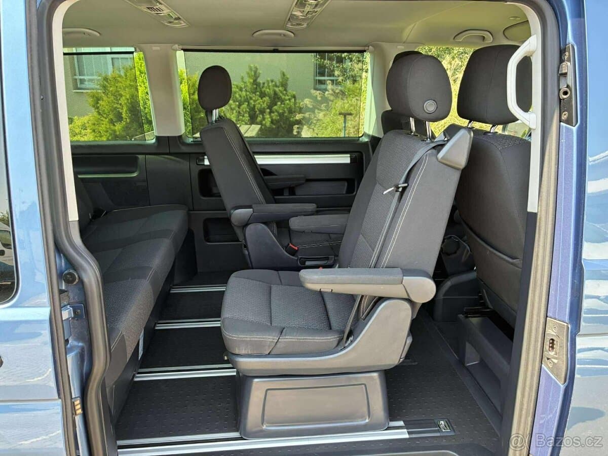 2016 Volkswagen MULTIVAN - 13