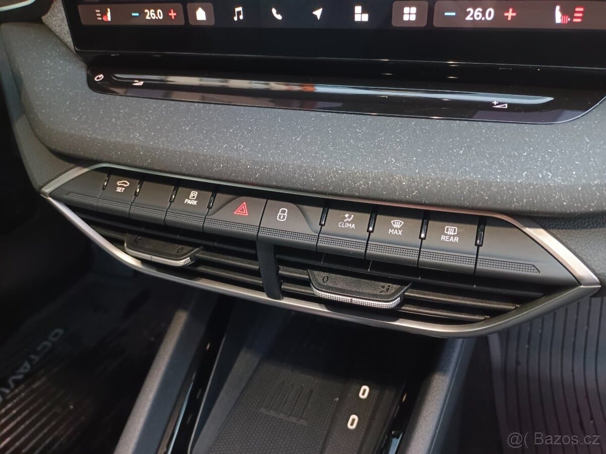 2025 Škoda OCTAVIA - 13