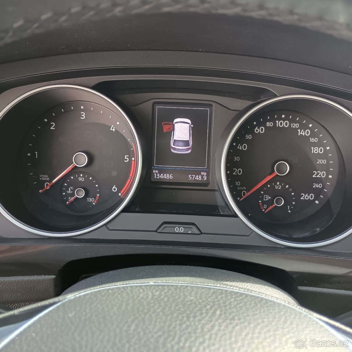 2017 Volkswagen TIGUAN - 13