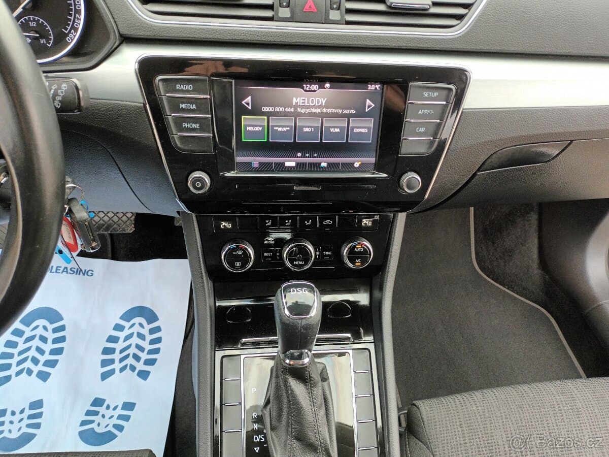 2019 Škoda SUPERB - 13