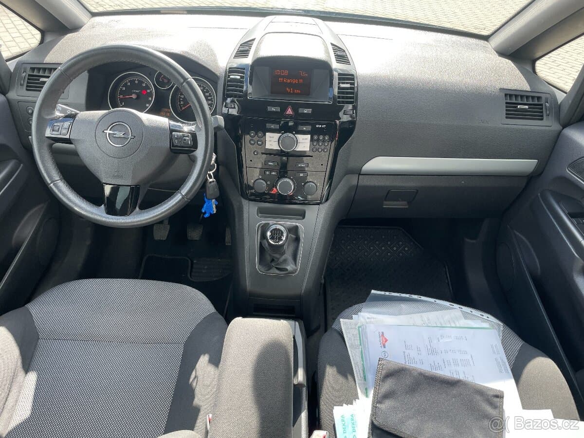 2011 Opel ZAFIRA - 13