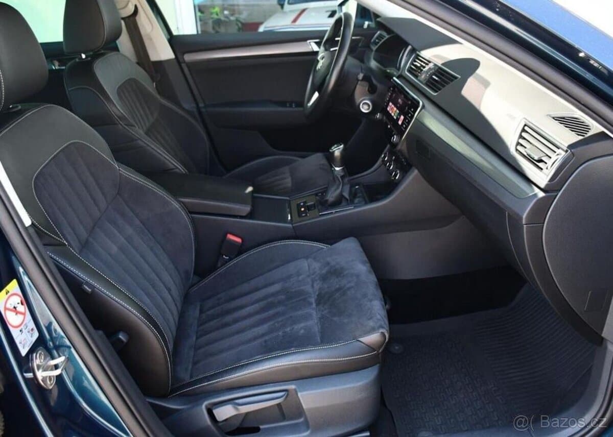 2020 Škoda SUPERB - 13