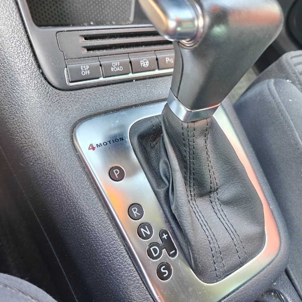 2010 Volkswagen TIGUAN - 13