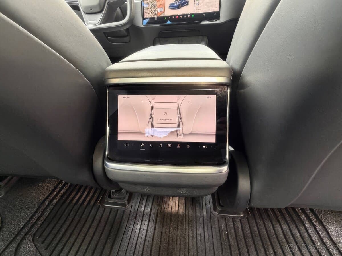 2022 Tesla MODEL S - 13