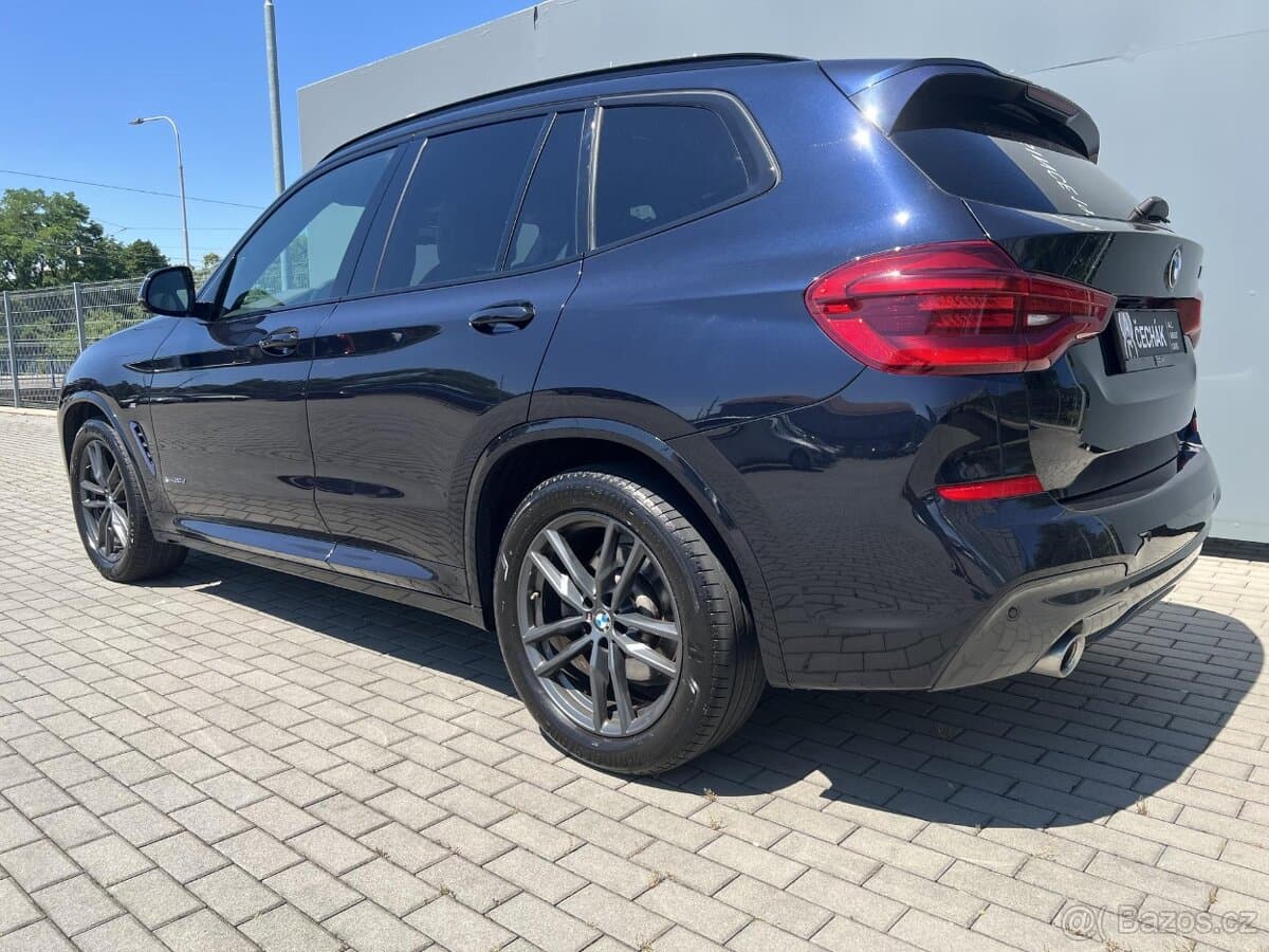 2018 BMW X3 - 13
