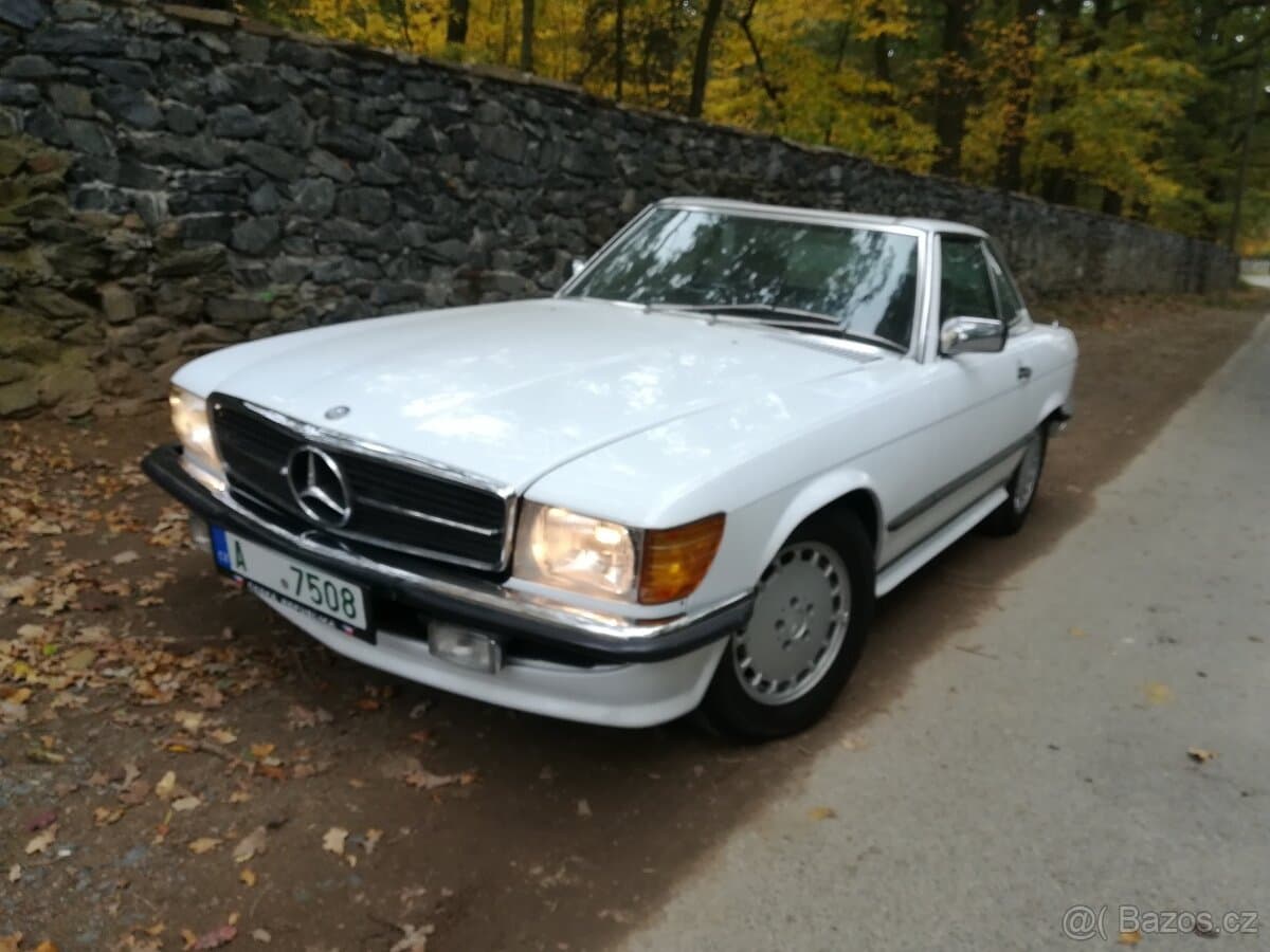 1988 Mercedes-Benz SL - 13