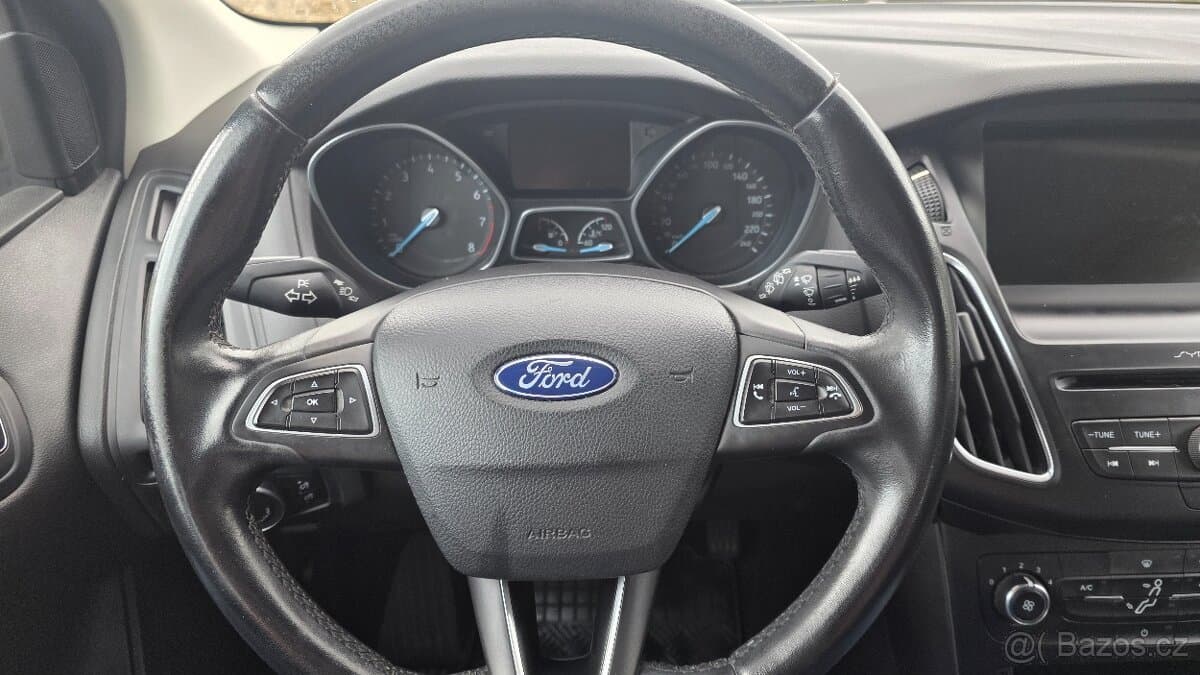 2017 Ford FOCUS - 13