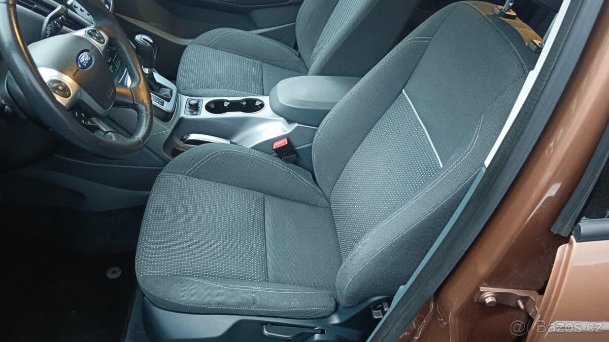 2013 Ford C-MAX - 13