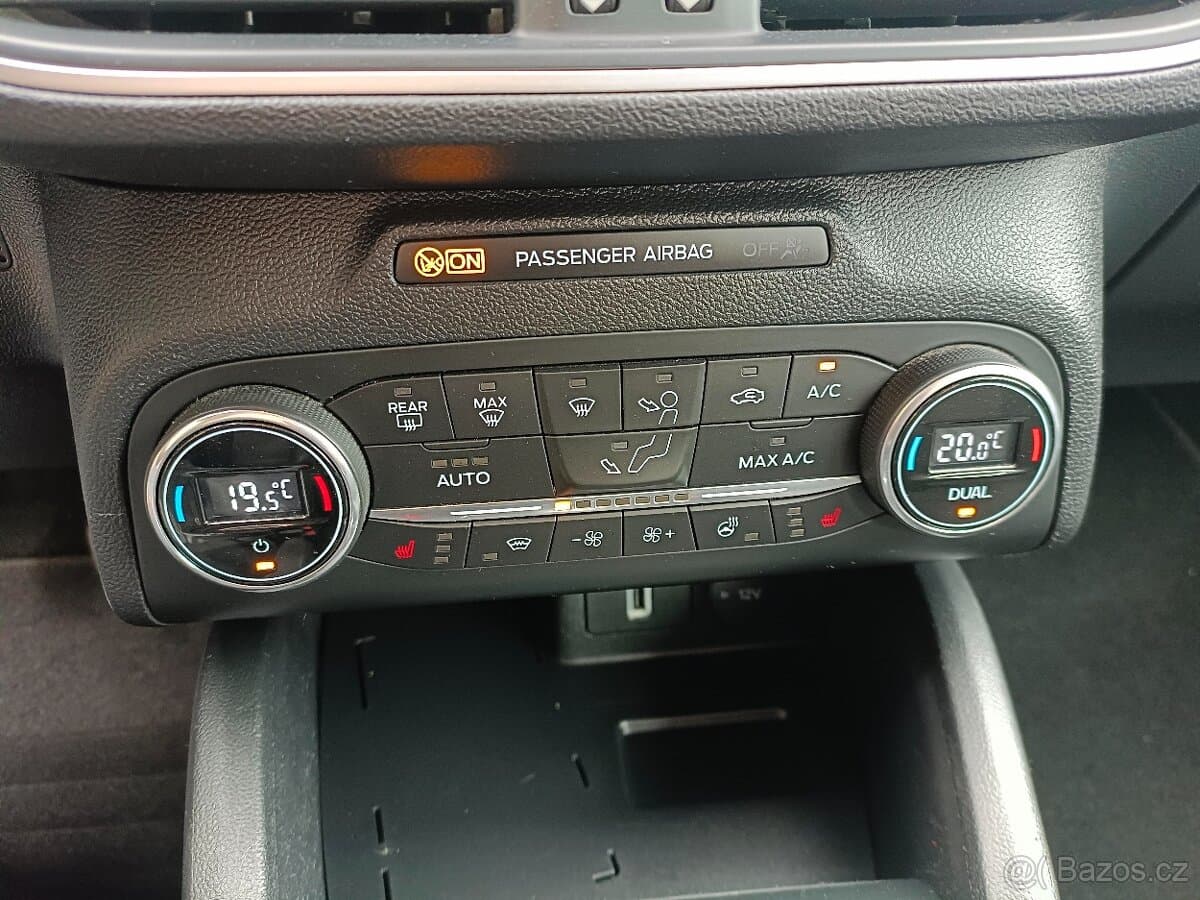 2020 Ford FOCUS - 13