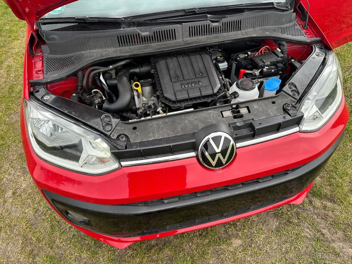 2021 Volkswagen UP! - 13