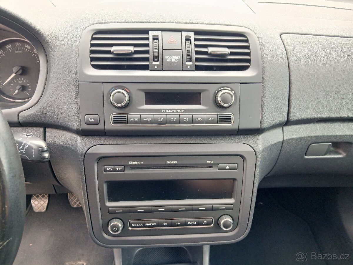 2011 Škoda FABIA - 13